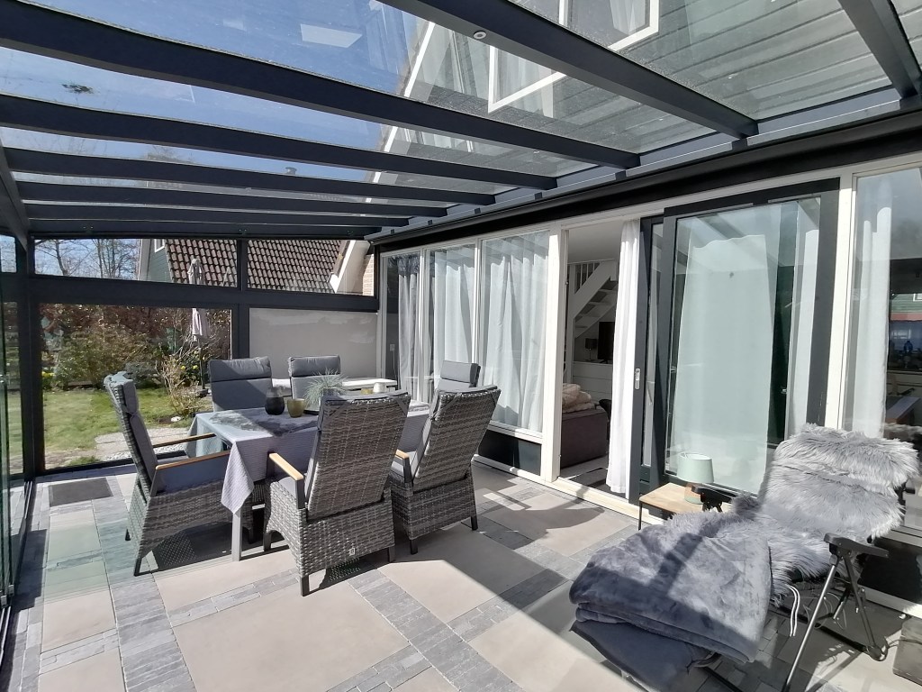 Stilvolles Haus mit großem Winter-/Sommergarten